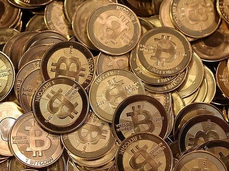 比特币价格人的手相 比特币买到手是什么样的